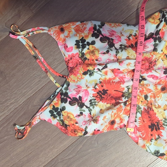 DYNAMITE | Colourful Light floral summer dress, Lined, Strappy, Small, EUC - Picture 4 of 6